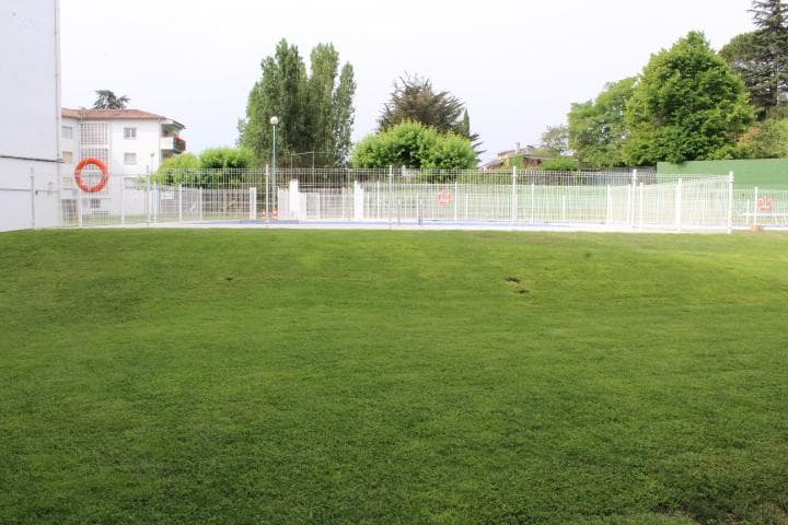 39999_457792
